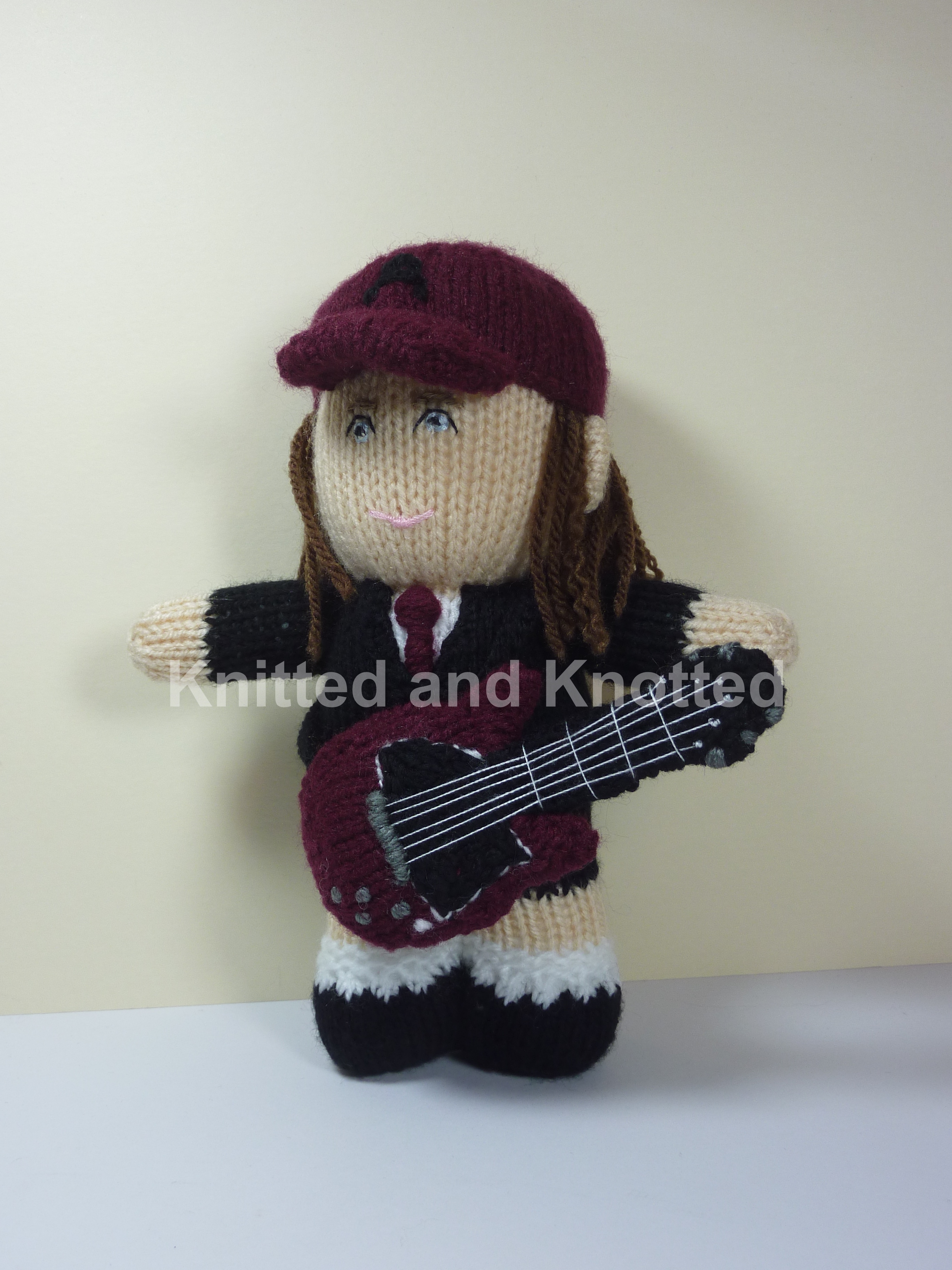 www.knittedandknotted.com